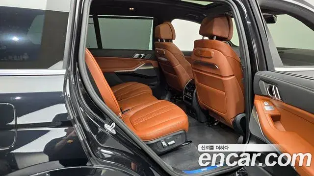 BMW X7 2025 — ფოტო 5/20