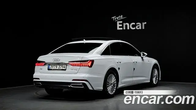 Audi A6 2021 — Photo 11/32
