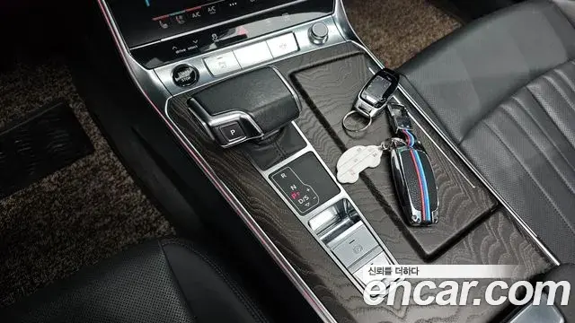 Audi A6 2021 — Photo 27/32