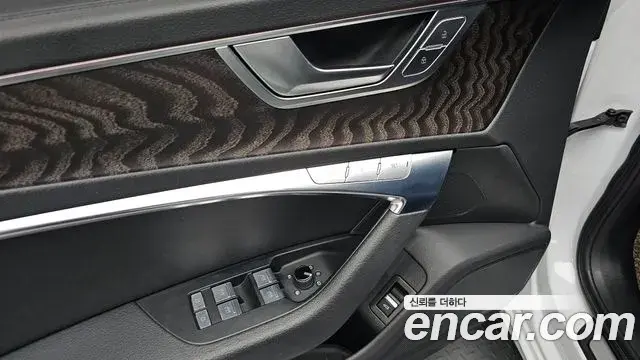 Audi A6 2021 — Photo 14/32