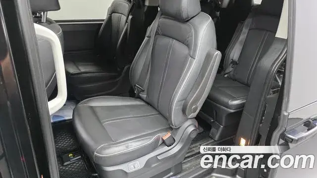 Hyundai Staria 2022 — Фото 11/20
