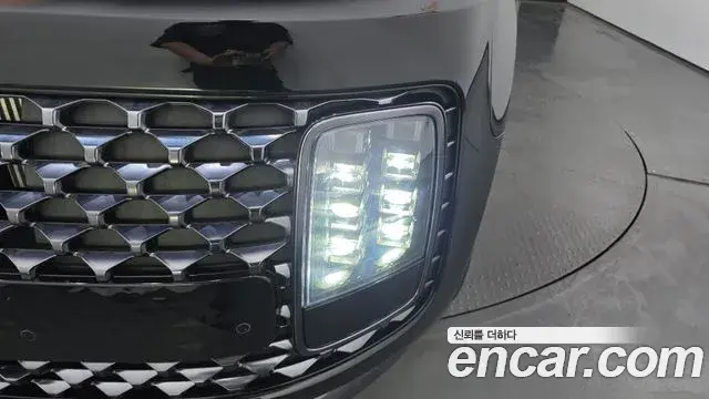 Hyundai Staria 2022 — ფოტო 26/30