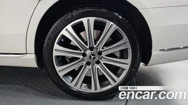 Mercedes-Benz E-Class 2020 — Şəkil 2/36