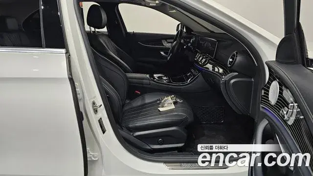 Mercedes-Benz E-Class 2020 — Şəkil 20/36