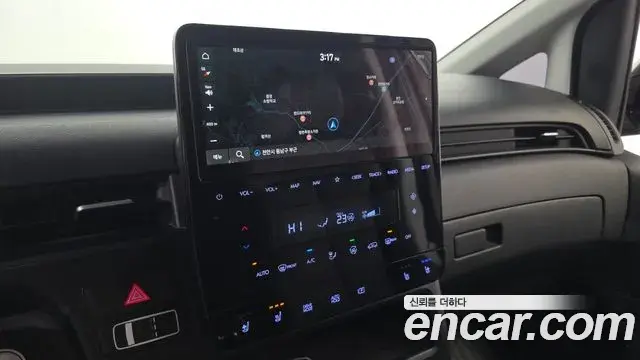 Hyundai Staria 2021 — ფოტო 10/20