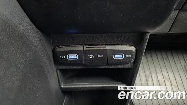 Hyundai Staria 2021 — ფოტო 12/20