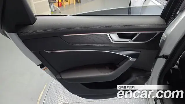 Audi A6 2022 — Photo 10/31