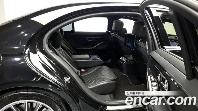 Mercedes-Benz S-Class 2022 — Фото 11/20