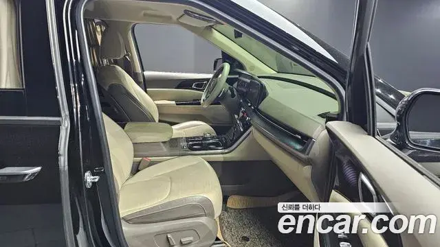 Kia Carnival 2021 — Şəkil 10/20