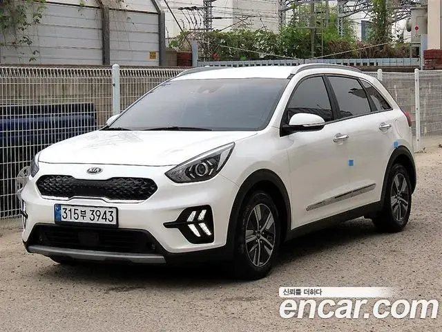 Kia Niro 2021 — Şəkil 10/20