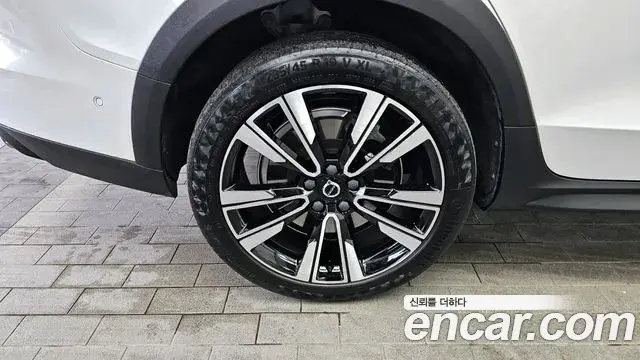 Volvo V60 Cross Country 2022 — Photo 6/20