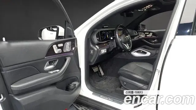 Mercedes-Benz GLE-Class 2021 — Şəkil 11/20