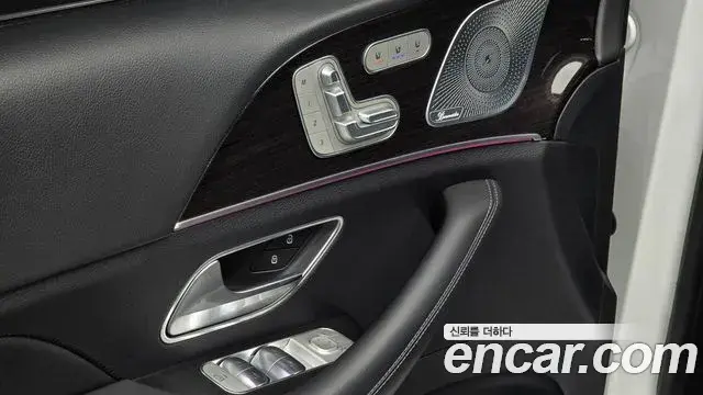 Mercedes-Benz GLE-Class 2021 — Şəkil 13/20