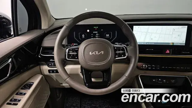 Kia Carnival 2024 — Фото 13/20