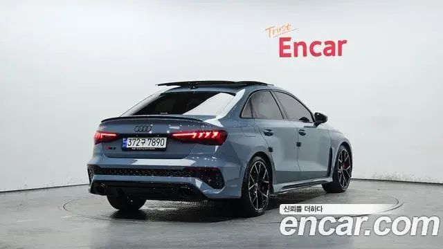 Audi RS3 2023 — Photo 16/33