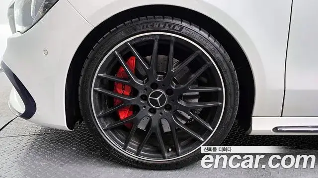 Mercedes-Benz CLA-Class 2018 — ფოტო 2/30