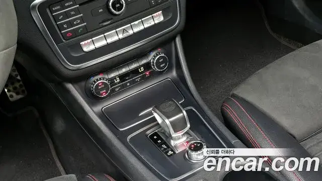Mercedes-Benz CLA-Class 2018 — ფოტო 19/30