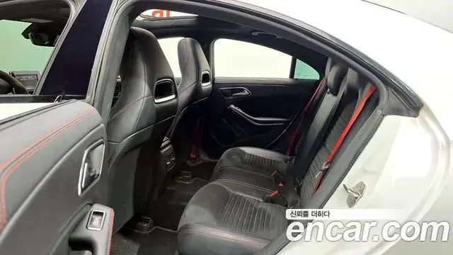 Mercedes-Benz CLA-Class 2018 — ფოტო 8/30