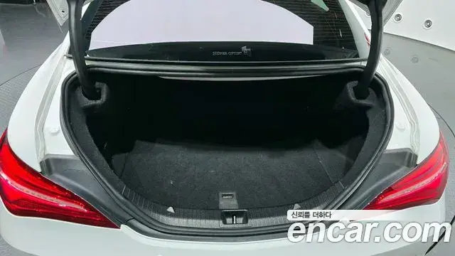 Mercedes-Benz CLA-Class 2018 — ფოტო 30/30