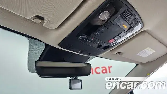 Kia Carnival 2022 — Фото 18/20