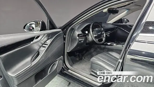 Genesis G80 2021 — ფოტო 2/32