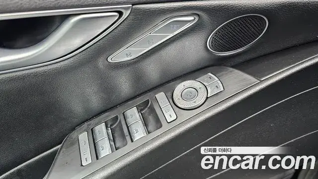 Genesis G80 2021 — ფოტო 13/32