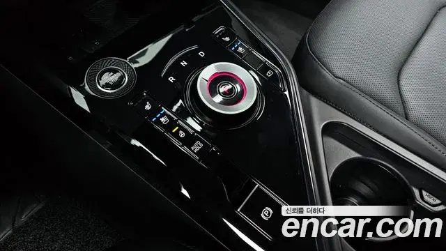 Kia Niro 2025 — Фото 9/20