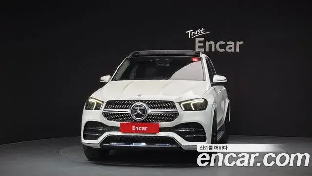 Mercedes-Benz GLE-Class 2020 — Фото 3/20