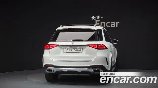 Mercedes-Benz GLE-Class 2020 — Фото 4/20