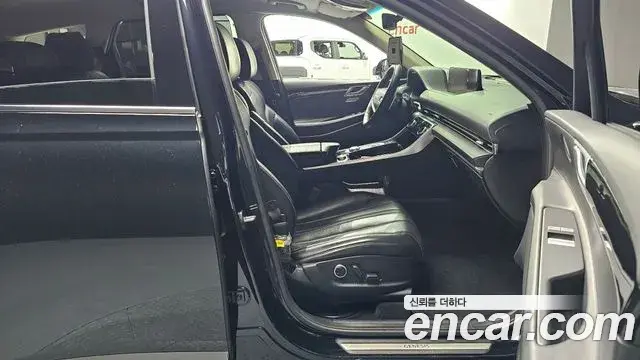 Genesis GV80 2020 — ფოტო 27/33