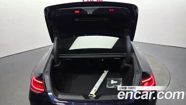 Mercedes-Benz CLS-Class 2019 — Photo 18/20