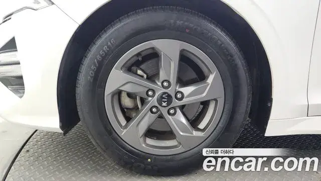 Kia K5 2020 — Photo 13/20