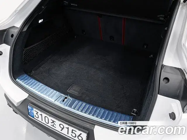 Porsche Cayenne 2023 — ფოტო 12/19