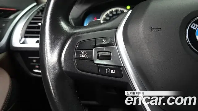 BMW X3 2018 — Şəkil 17/30