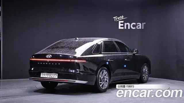 Hyundai Grandeur 2024 — Photo 2/20