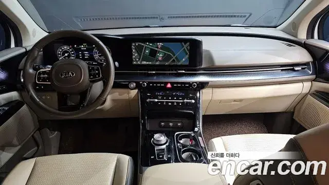 Kia Carnival 2021 — Фото 7/20