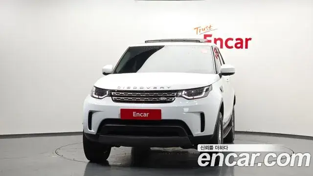 Land Rover Discovery 5 2019 — Şəkil 14/20