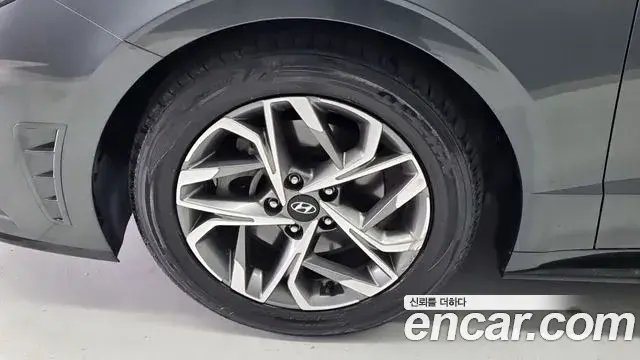 Hyundai Sonata 2019 — Фото 5/18