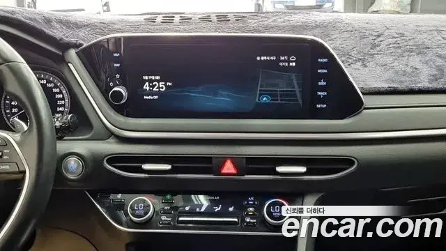 Hyundai Sonata 2019 — Фото 15/18