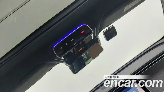Mercedes-Benz E-Class 2025 — ფოტო 20/20