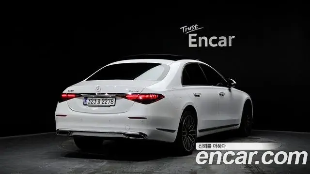 Mercedes-Benz S-Class 2024 — ფოტო 24/36