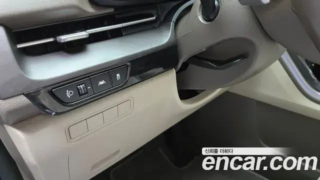 Kia Carnival 2021 — Фото 15/20