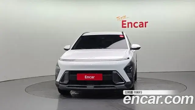 Hyundai Kona 2023 — Фото 3/20