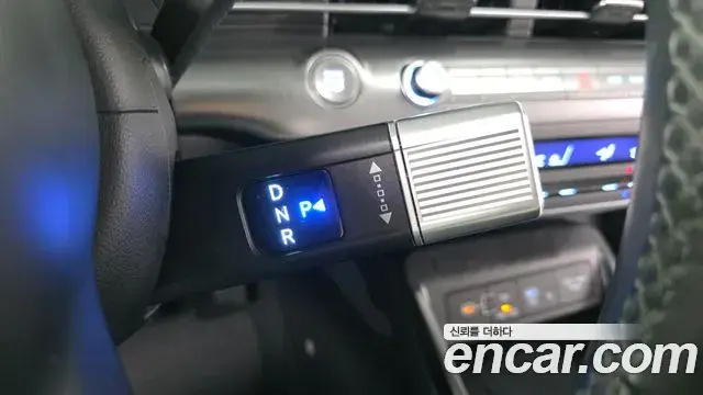 Hyundai Kona 2023 — Фото 9/20