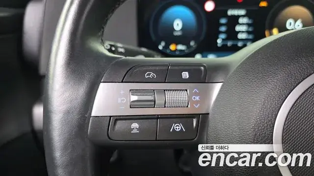 Hyundai Kona Hybrid 2023 — Şəkil 8/31