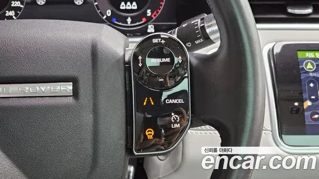 Land Rover Range Rover Evoque 2020 — Фото 16/20