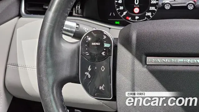 Land Rover Range Rover Evoque 2020 — Photo 28/32