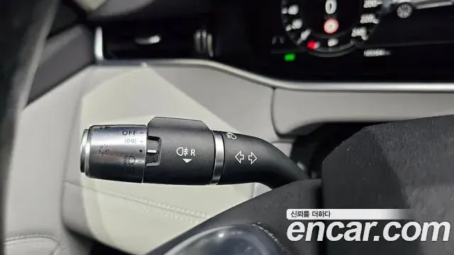 Land Rover Range Rover Evoque 2020 — Photo 30/32