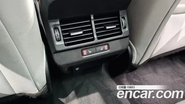Land Rover Range Rover Evoque 2020 — Photo 21/32