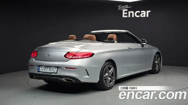 Mercedes-Benz C-Class 2019 — Фото 2/20